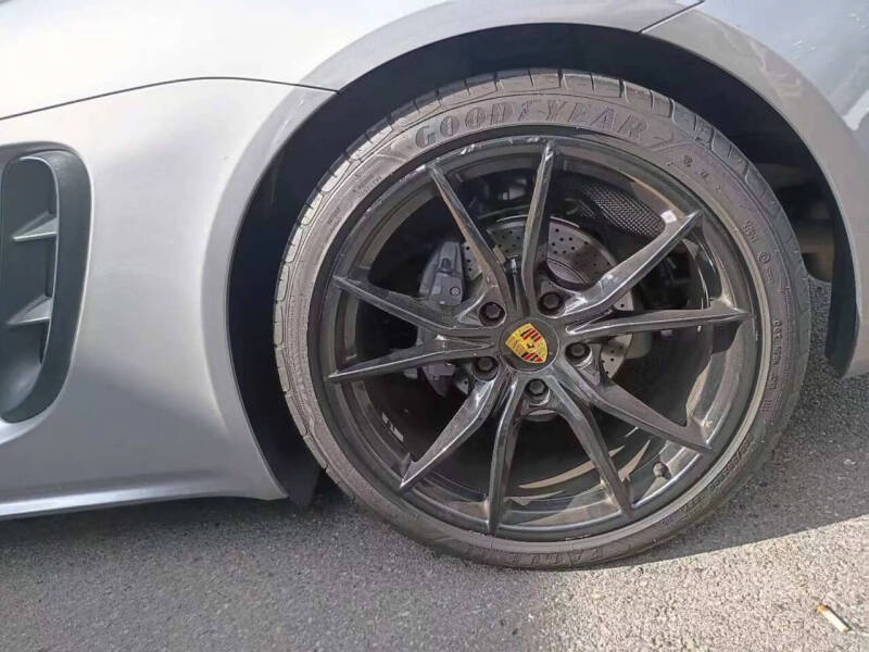 2018 Porsche 718 Cayman