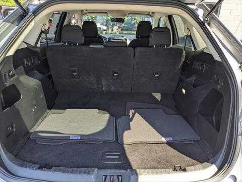 2020 Ford Edge SE