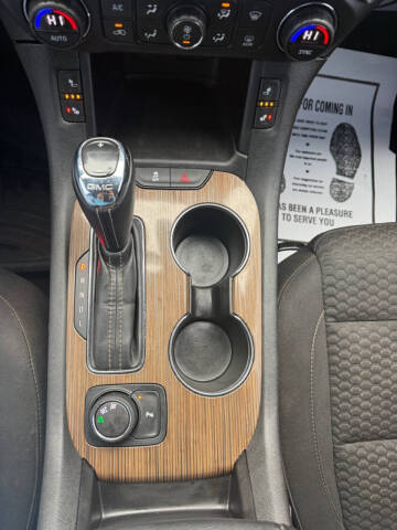 2018 GMC Acadia SLE-2