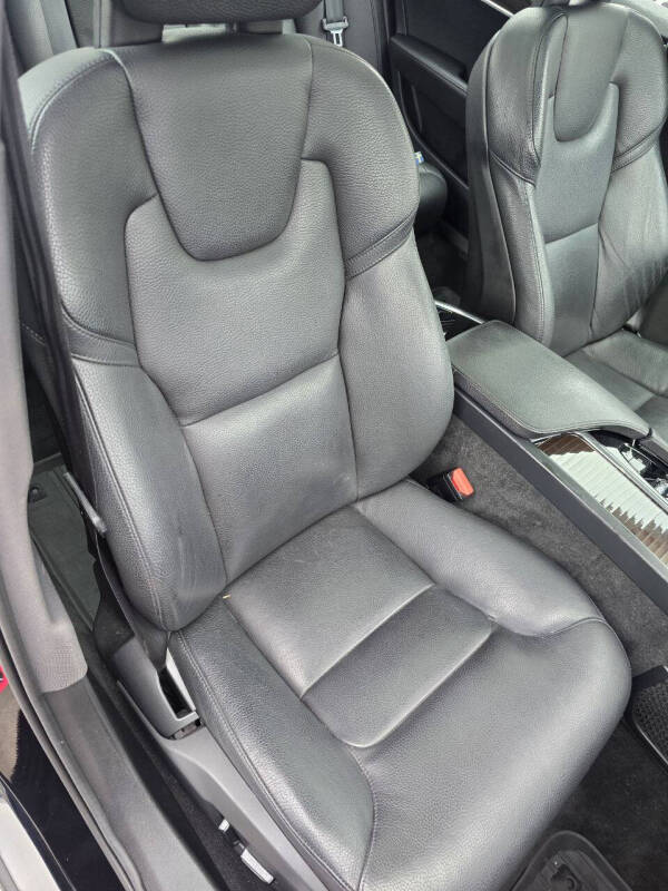 2018 Volvo S90 T5 Momentum