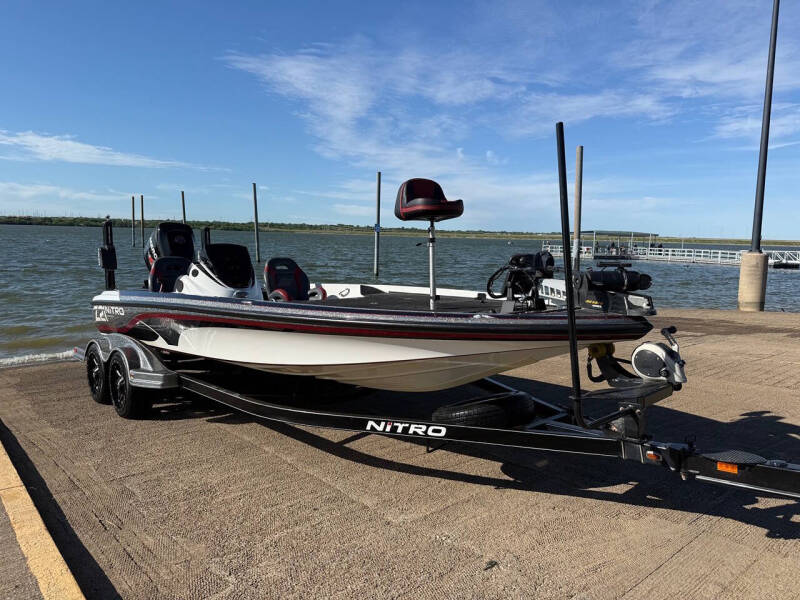 2016 Nitro Z21