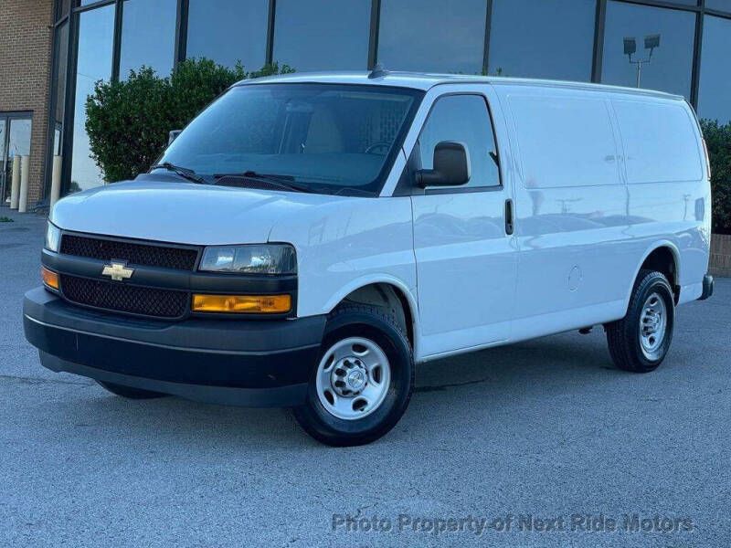 2022 Chevrolet Express 2500