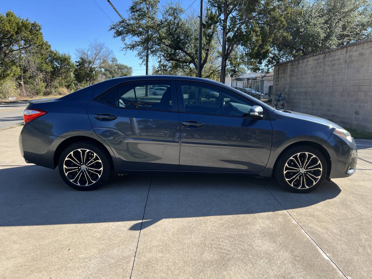 Used Car 2016 Toyota Corolla  S Premium 4dr Sedan For Sale Under $12,000 In Austin, Texas