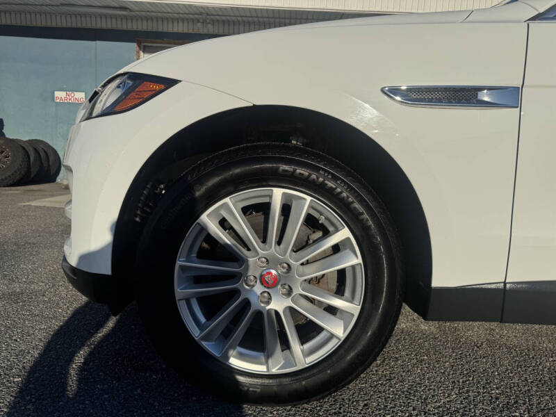 2019 Jaguar F-PACE 30t Prestige