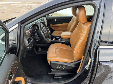 2021 Chrysler Pacifica Hybrid Pinnacle