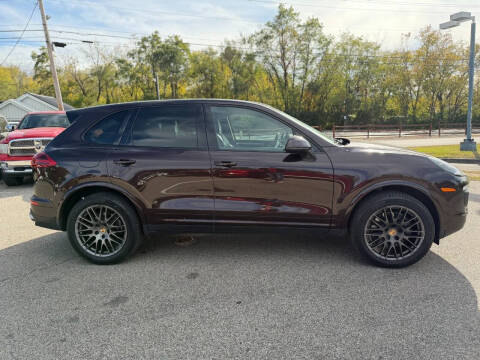 2017 Porsche Cayenne Platinum Edition
