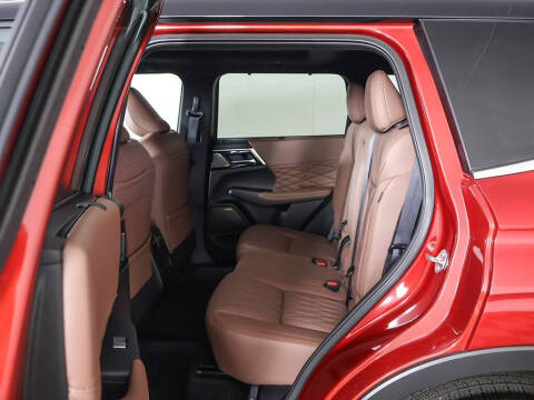 2025 Mitsubishi Outlander SEL