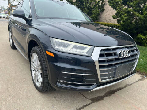 2018 Audi Q5 2.0T quattro Premium Plus