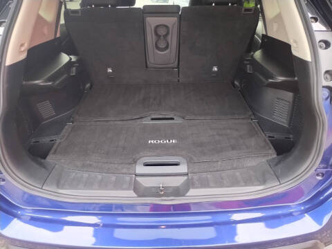 2020 Nissan Rogue SV