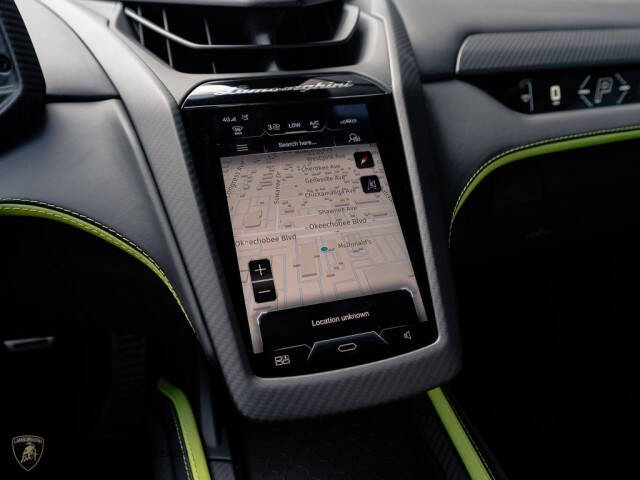 2024 Lamborghini Revuelto