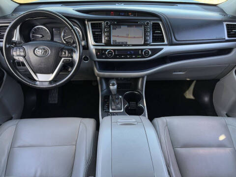 2017 Toyota Highlander XLE