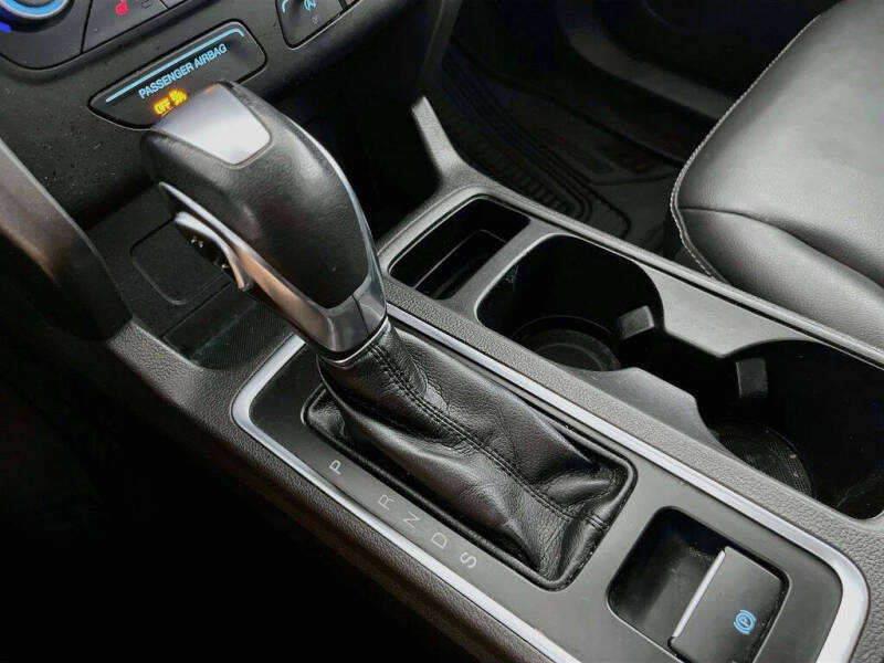 2019 Ford Escape SEL