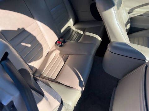 2004 Ford Mustang GT Deluxe