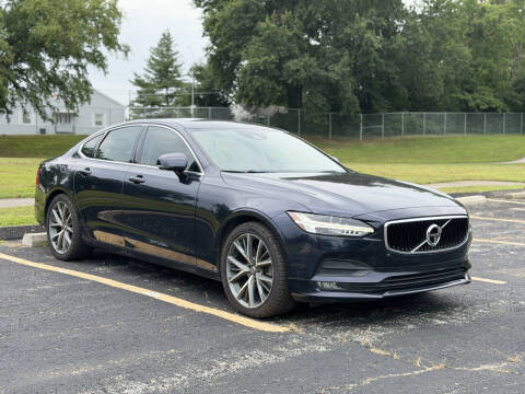 2017 Volvo S90 T5 Momentum