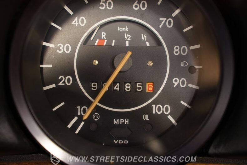 1974 Volkswagen Super Beetle