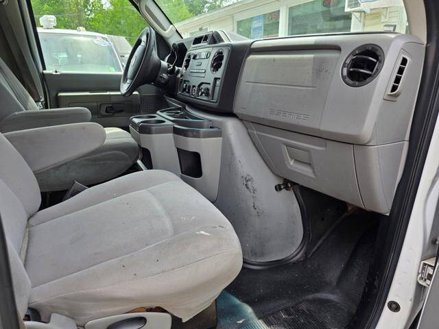 2012 Ford E-Series E-150