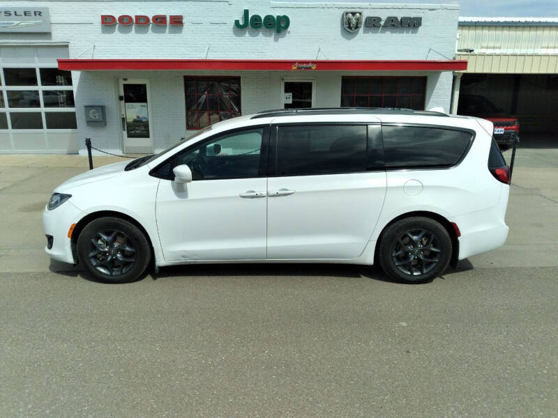 2020 Chrysler Pacifica Touring L