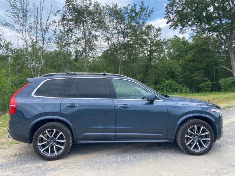 2019 Volvo XC90 T5 Momentum