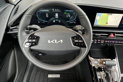 2025 Kia Niro EX