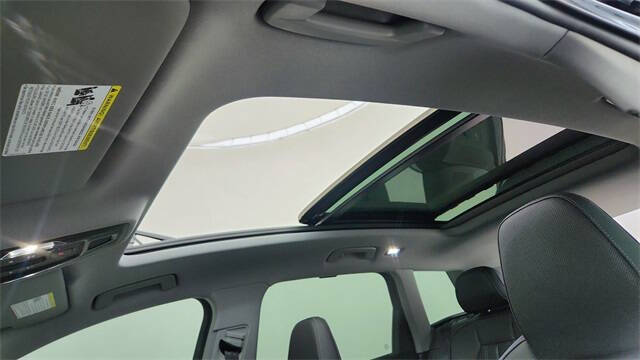 2025 Audi Q6 e-tron quattro Premium Plus