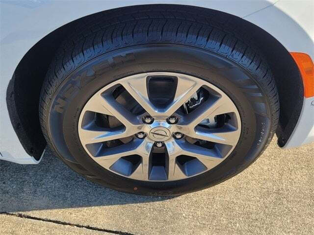 2024 Chrysler Pacifica Plug-In Hybrid Pinnacle