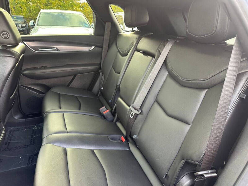 2022 Cadillac XT5 Luxury