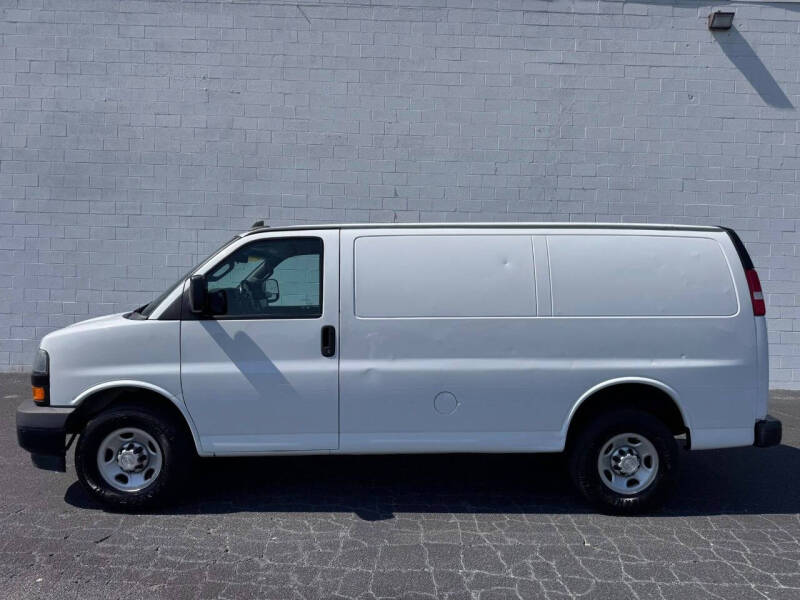 2019 Chevrolet Express 2500