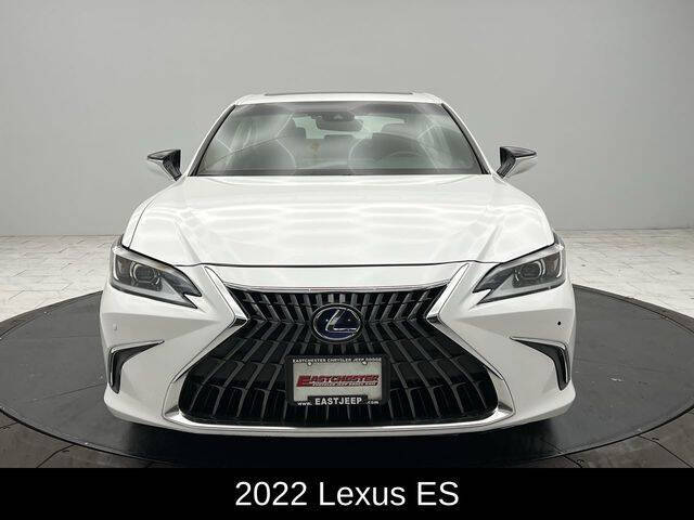 2022 Lexus ES 300h