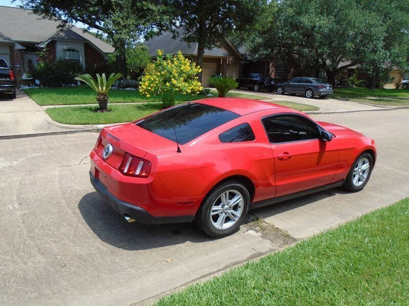 2010 Ford Mustang