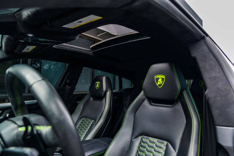 2019 Lamborghini Urus