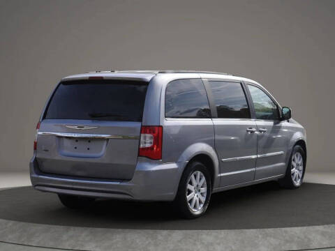 2015 Chrysler Town and Country Touring