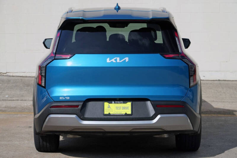 2025 Kia EV9 Wind