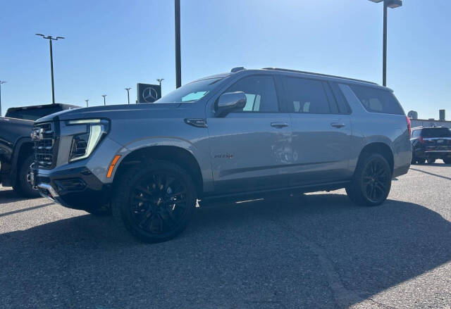 2025 GMC Yukon XL AT4's photo