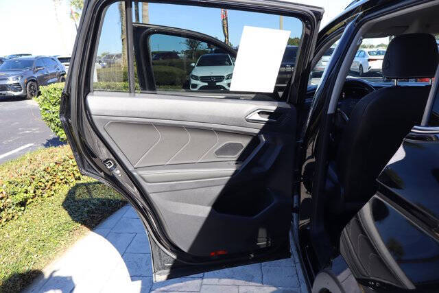 2023 Volkswagen Tiguan SE