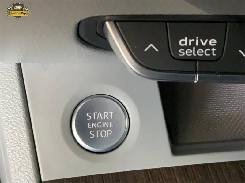 2024 Audi Q5 e quattro S line Premium 55 TFSI