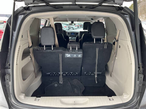 2018 Chrysler Pacifica Touring L