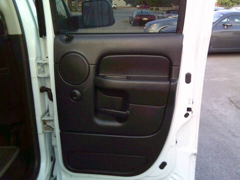 2004 Dodge Ram 3500 SLT