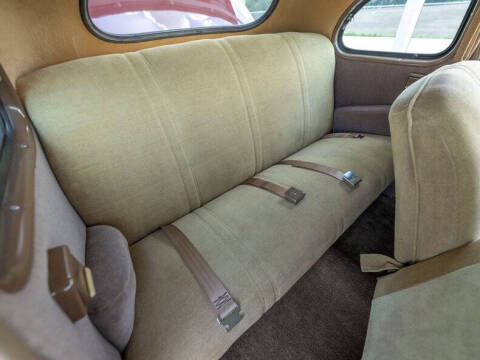 1941 Ford Coupe Super Deluxe