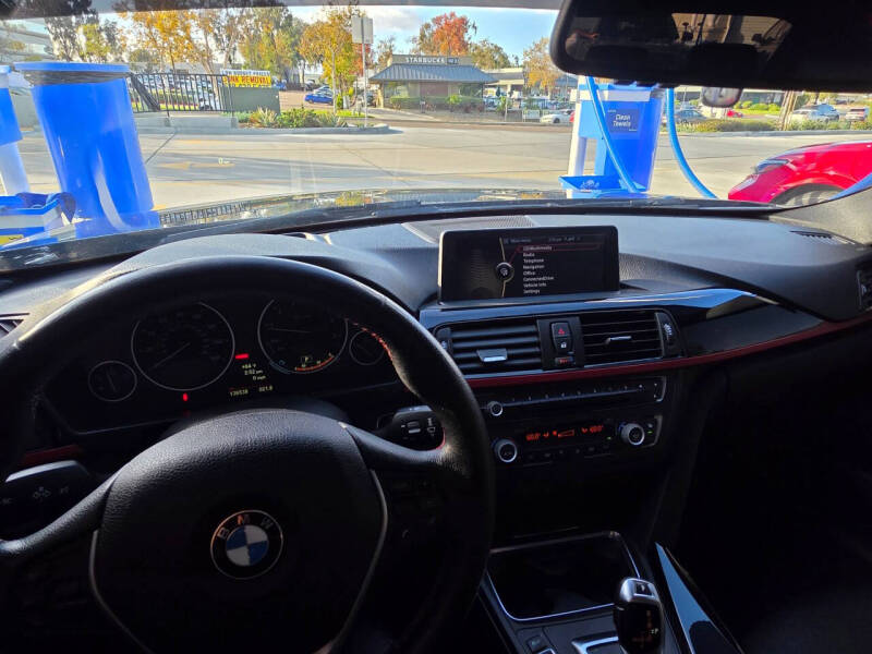 2013 BMW 3 Series 328i