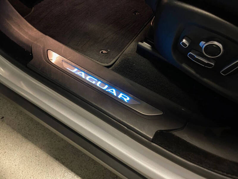 2019 Jaguar F-PACE S