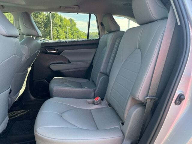 2023 Toyota Highlander 20