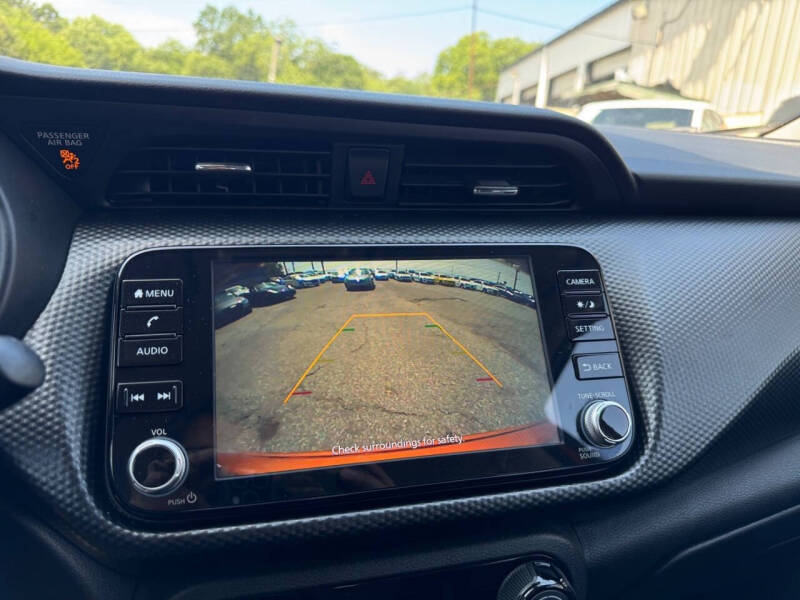 2021 Nissan Kicks SV