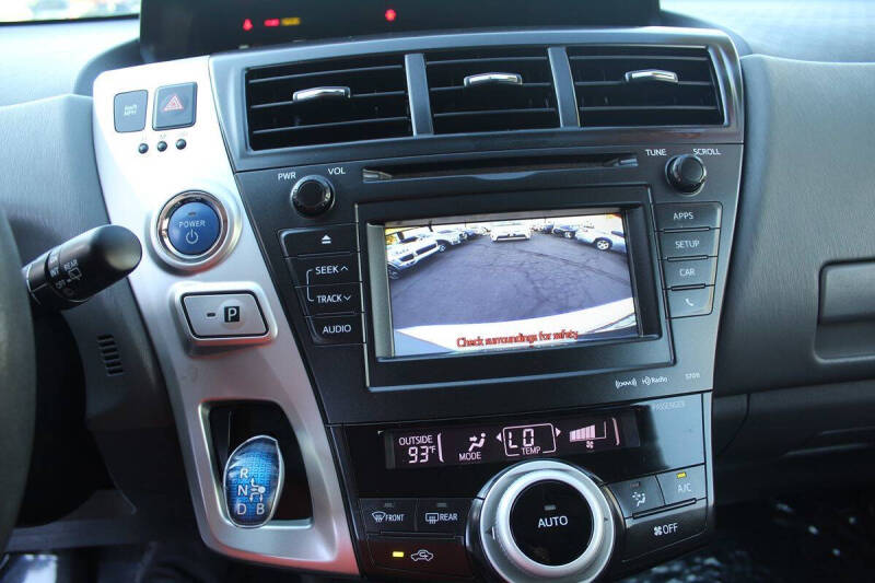 2012 Toyota Prius v Three