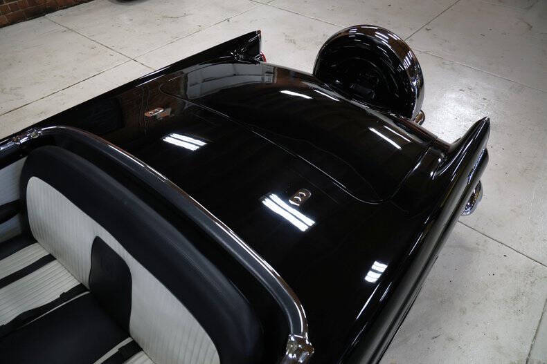 1956 Ford Thunderbird