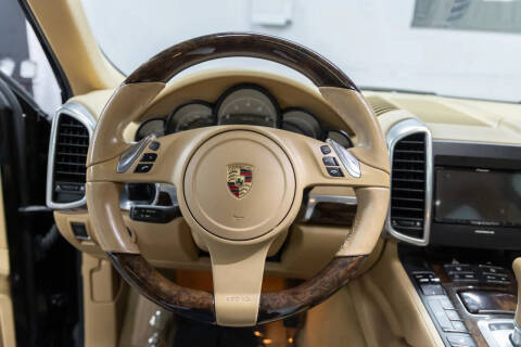 2011 Porsche Cayenne Tiptronic