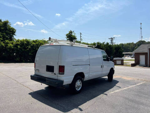 2011 Ford E-Series E-250