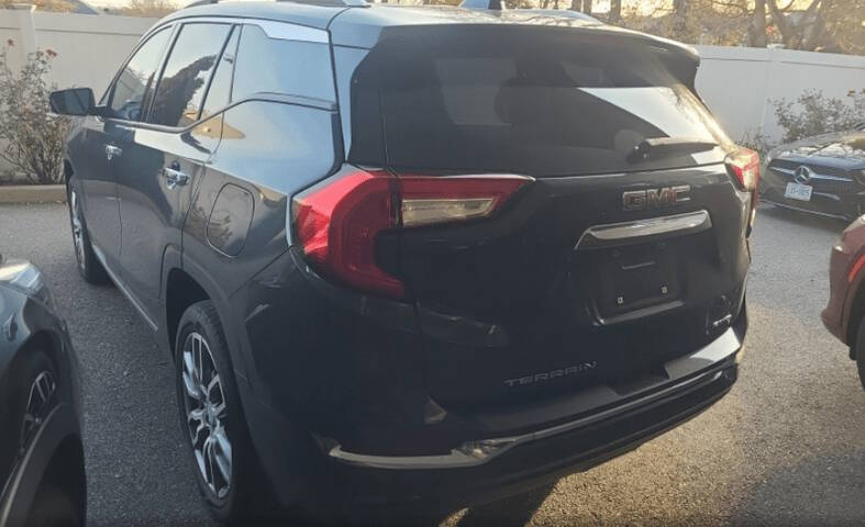 2022 GMC Terrain Denali