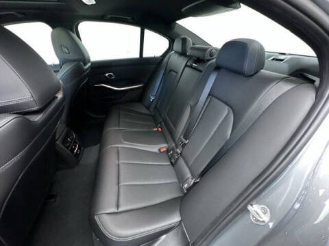 2025 BMW 3 Series 330i xDrive