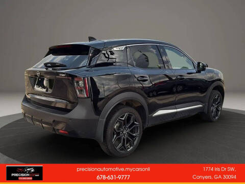 2025 Nissan Kicks SR