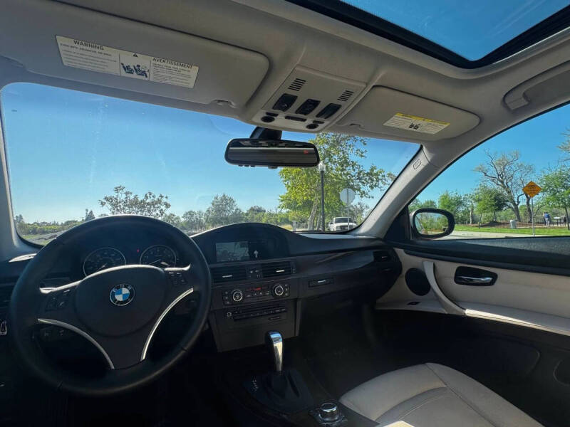 2012 BMW 3 Series